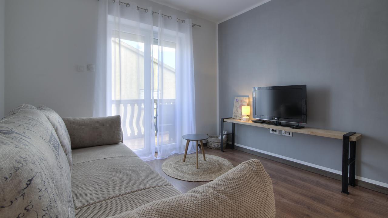 Apartments Lola Senj  Ngoại thất bức ảnh