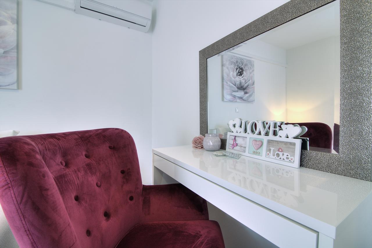 Apartments Lola Senj  Ngoại thất bức ảnh